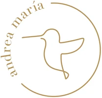 Logo de Andrea María